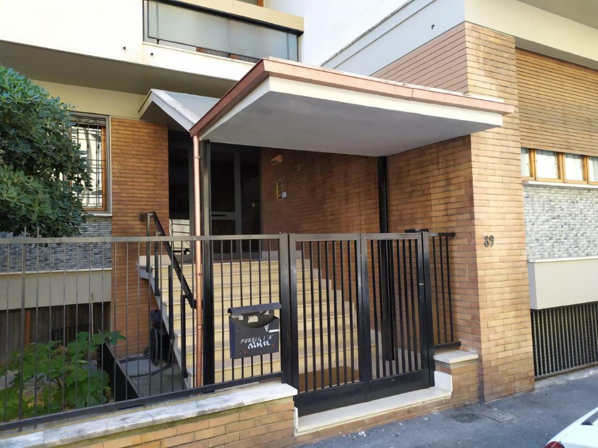 Double or Twin Smart Room,921181975:JPEG